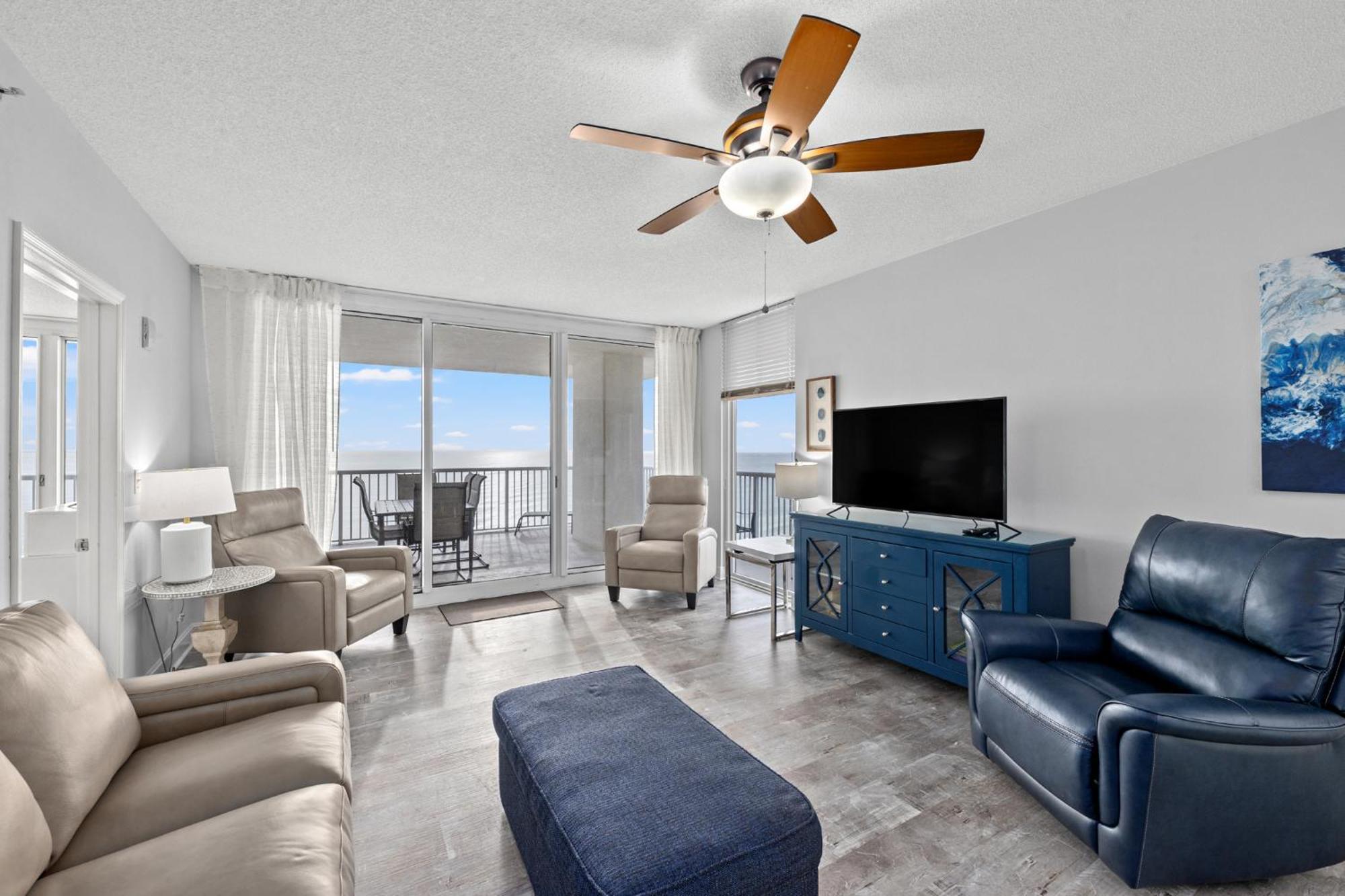 Resort Official Majestic - Over 60 Units - Ocean Front, Panama Beach, Fl