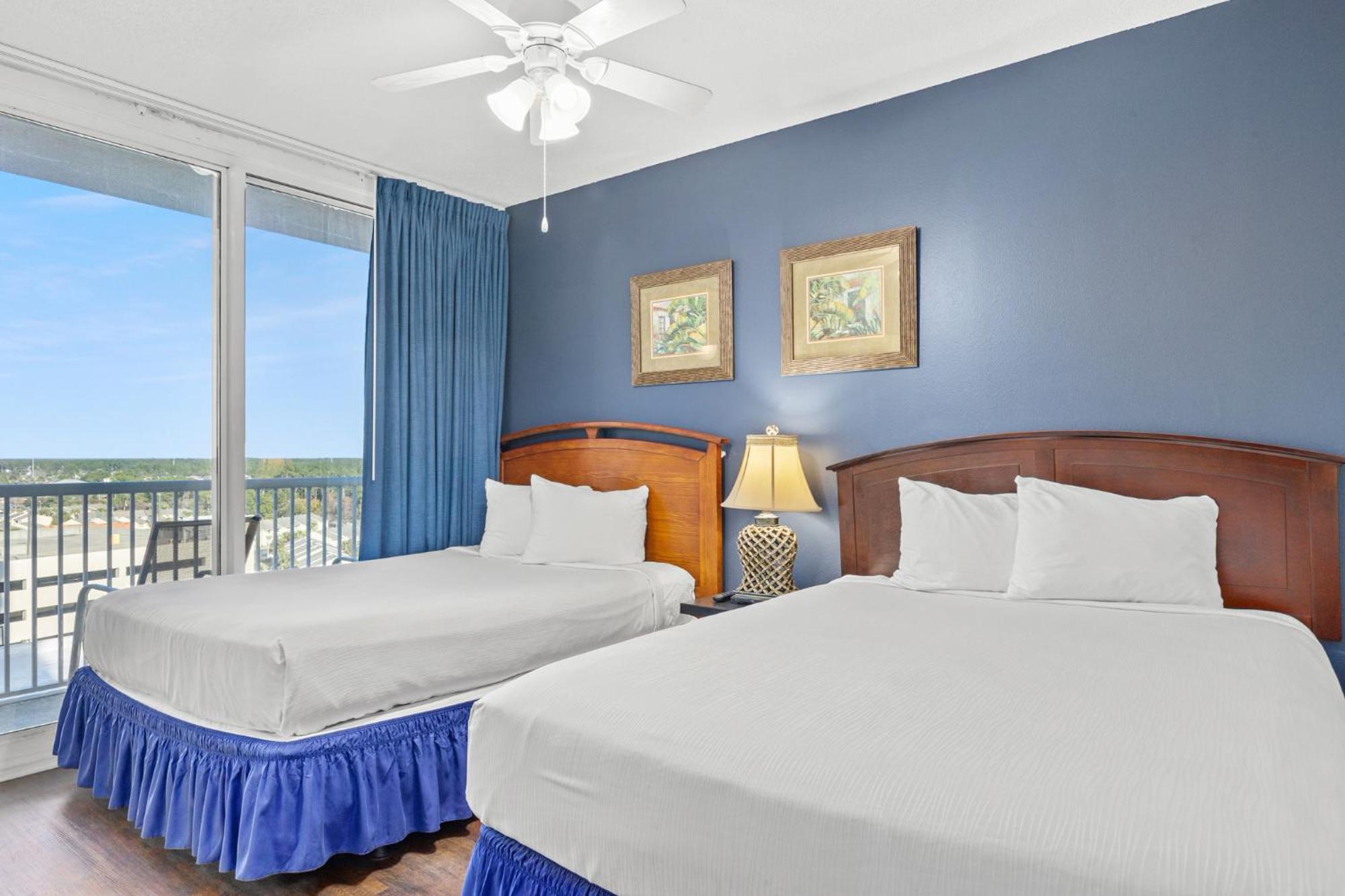 Official Majestic - Over 60 Units - Ocean Front, Panama Beach, Fl Resort Panama Stadt